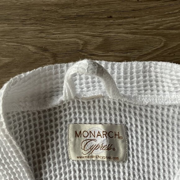 Monarch Cypress robe - Picture 6 of 6